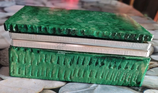 ANCIENNE BOÎTE VERTE En Onyx, Pour Bijoux Ou Tout Autre Objets? EUR 30