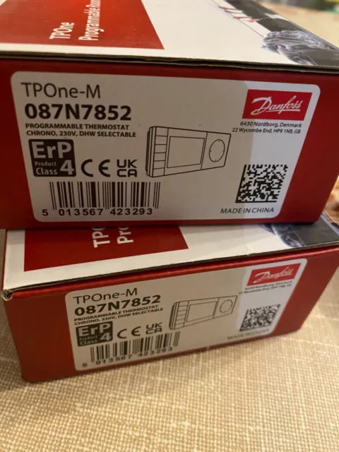 Thermostat TPOne-M digital programmable, hebdo, alimentation 230V 087N7852