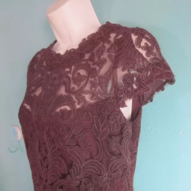 Tadashi Shoji Burgundy Illusion Yoke Lace Sheath Dress Size 4 2