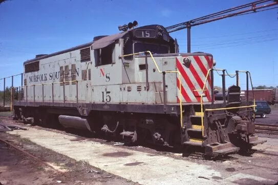 Ns 15 Gp-18 Chesapeake Va (Norfolk Southern) Original Slide 04-20-74 T20-4