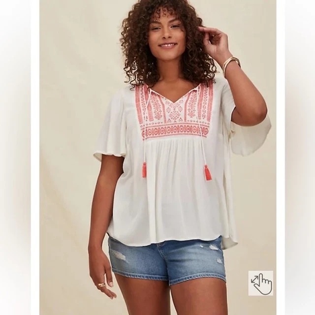 Torrid Crinkle Gauze Embroidered Top with Tassels in Women's Size 1X