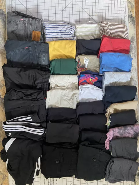 Huge Lot Of 33 Clothing Mens/Woman Reseller SIZE M-L