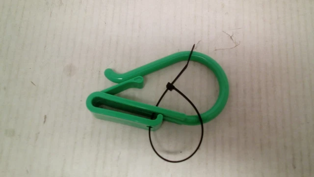 2402G Breakaway Handline Hook w/ Gate