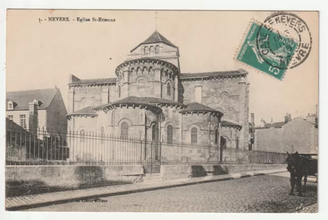 NEVERS - Nievre - CPA 58 - Eglise Saint Etienne