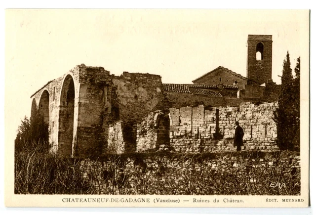CPA 84 Vaucluse Chateauneuf-de-Gadagne Castle Ruins