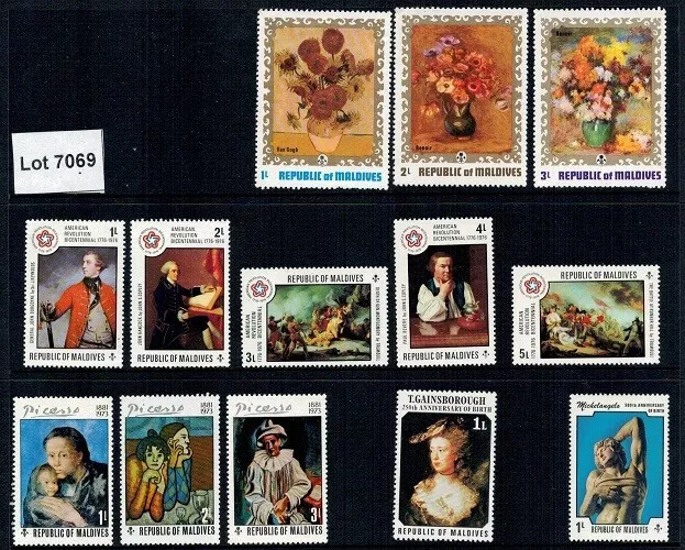 Lot 7069 - Maldives - MNH selection of 13 stamps from various Years