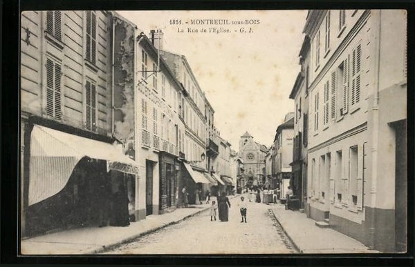 CPA Montreuil-sous-Bois, la Rue de l´Eglise