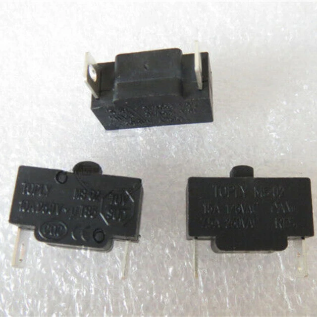 Schneider Electric XB2BW33B1C Green Flush Button – 1 Normally Open, 24V, Self-Resetting Push Button Switch