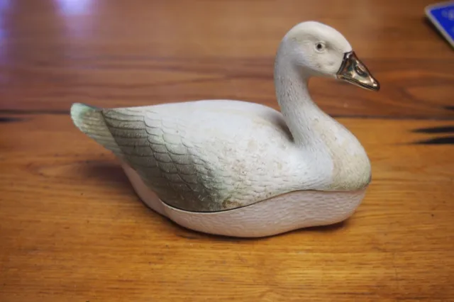 Vintage Davis Products – Goose or Swan with hidden Salt/Pepper Shakers inside