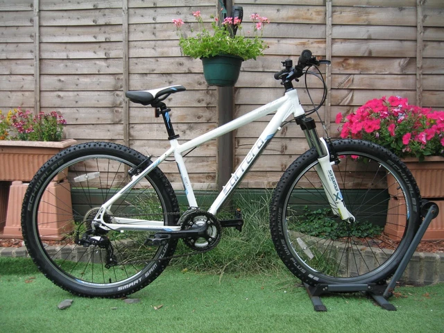 carrera valour 26 inch