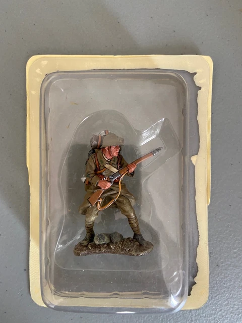 COLLECTION SOLDAT DE plomb: Le CARABINIER du 1er Régiment... no 17 EUR