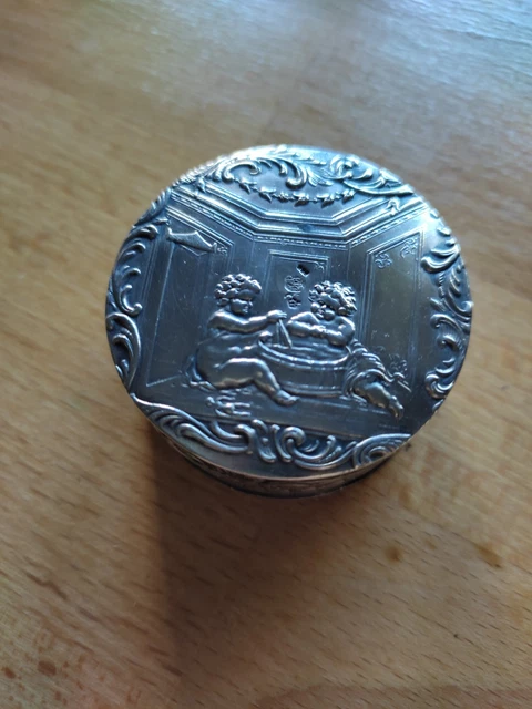 ANCIENNE JOLIE BOÎTE en argent massif EUR 120,00 - PicClick FR