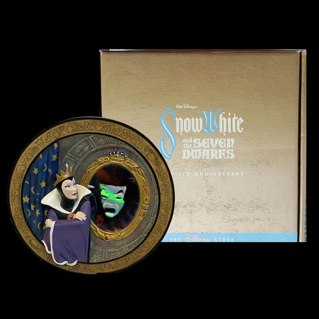 DISNEY EVIL QUEEN Magic Mirror On The Wall Relief Plate 1273/10,000