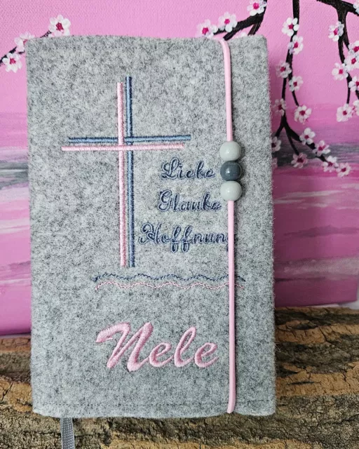 Gotteslob Hülle aus Wollfilz personalisiert Kreuz Wellen Kommunion Name Mädchen