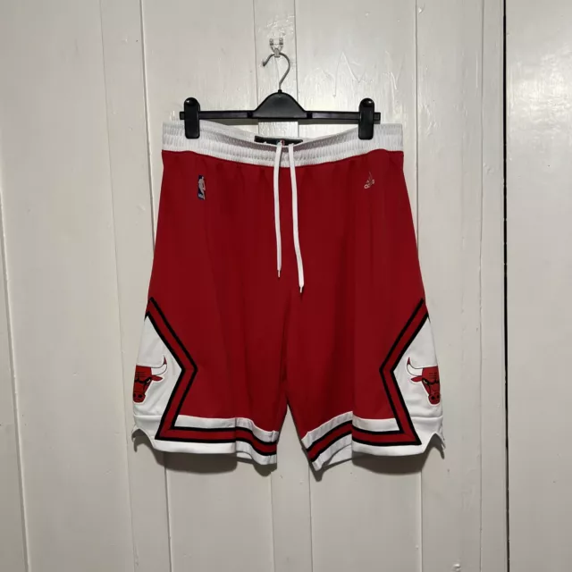 Mens Adidas Chicago Bulls NBA Basketball Shorts Red White Black Size XL