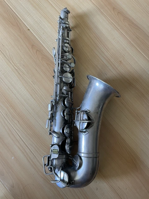 SUPERTONE BANDMASTER Antique Saxophone SUPERTONE BANDMASTER Antique Saxophone