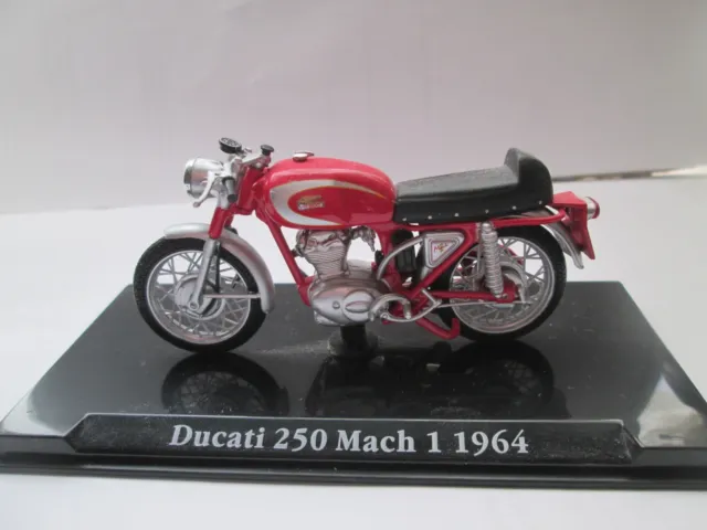 Ducati 250 Mach 1 1964 1-24 Scale Atlas Classic Motorbikes Model