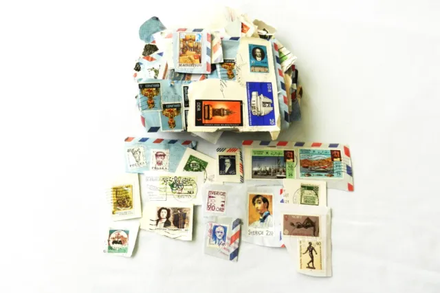 Lot of Vintage Postage Stamps 		*US/Foreign*	 *Canceled*