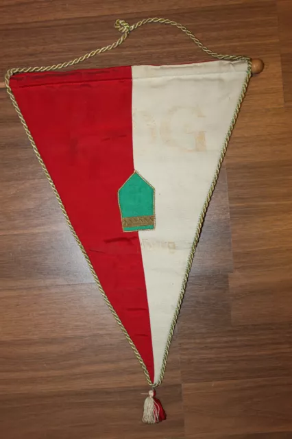 S6202: Wimpel UOG Unteroffiziersgesellschaft Salzburg ca. 38x28cm
