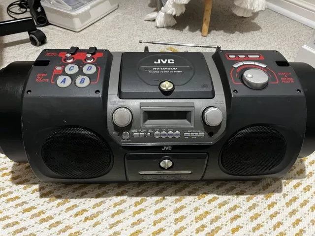 JVC RV-DP200 Ghetto blaster Boombox Radio CD Music Woofer Boom