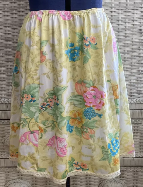 Vintage 60s Vanity Fair Slip Floral Botanical Size Large USA Made