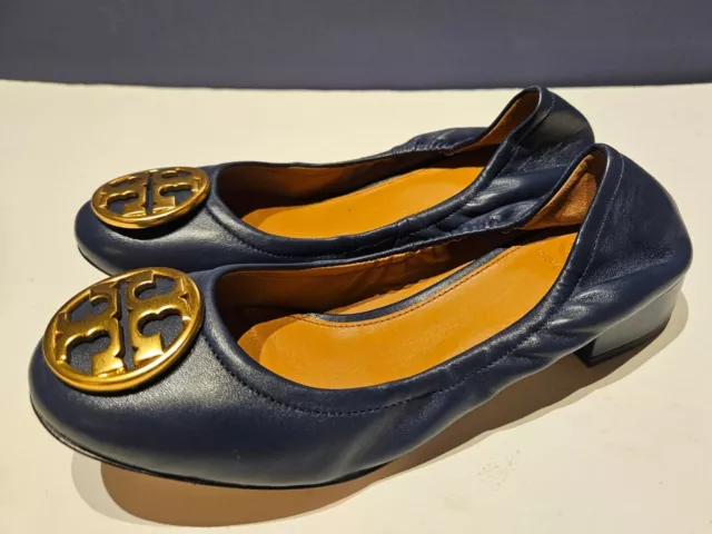 Tory Burch sz 5.5 chelsea miller logo navy blue flats scrunchies with block heel