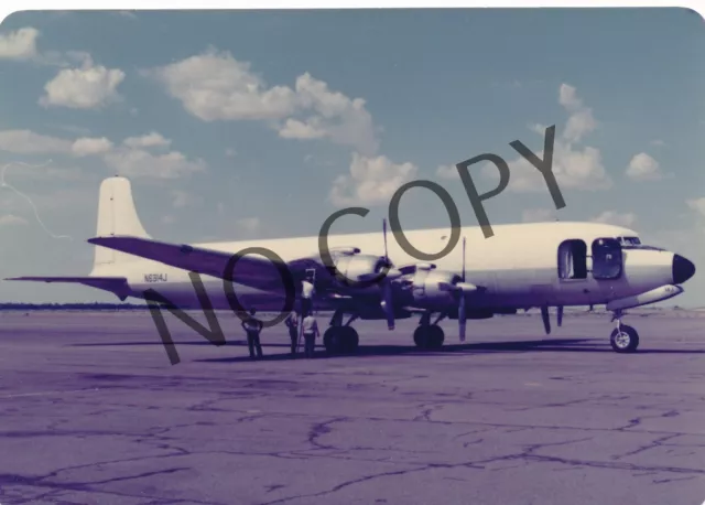 Foto Douglas DC-7 Propeller-Verkehrsflugzeug J1.79