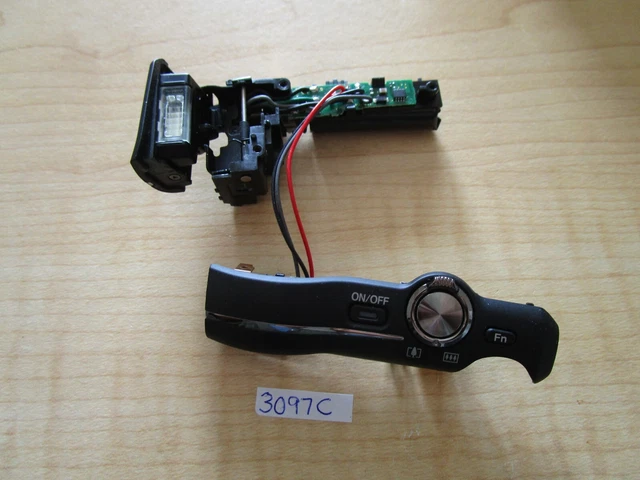 Top cover and flash for Fujifilm F750EXR