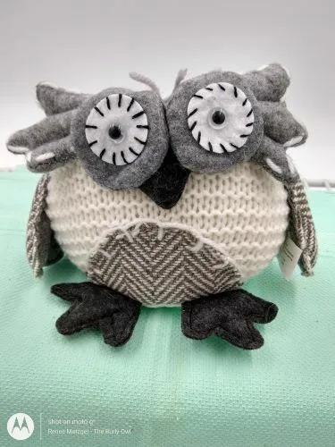 Brand New Farmhouse/Primitive 5" Gray & White Knit Felt Stuffed Round Owl