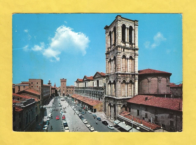 Cartolina Ferrara Campanile Cattedrale e P.zza Trento Trieste viaggiata 1972