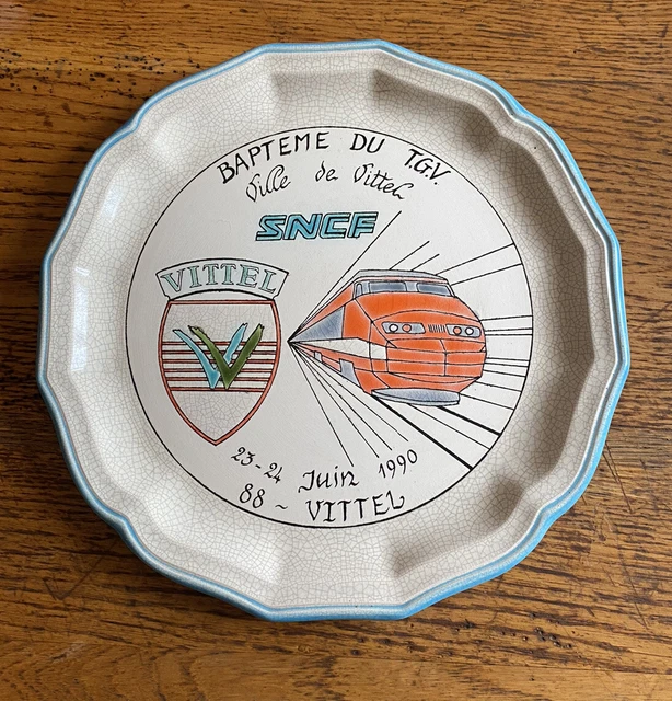 Assiette numérotée Emaux de Longwy Faïencerie Saint Jean l'Aigle