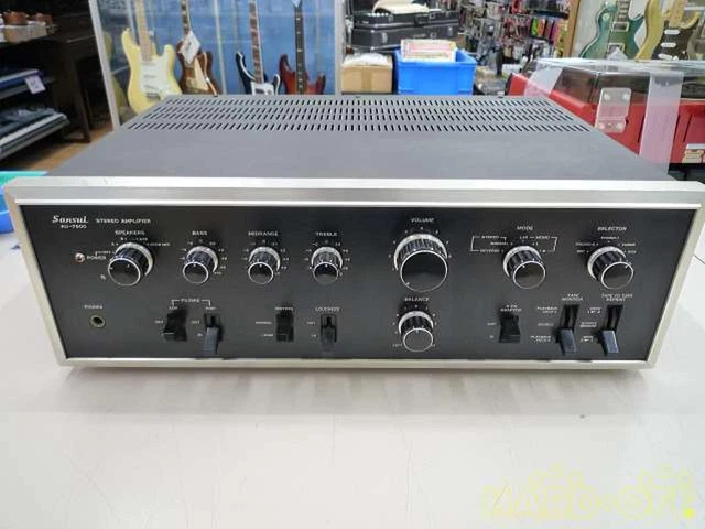 Amplificateur Intégré Sansui AU-2200 – Argenté, Vintage, En Panne (son Sur Une Seule Enceinte) – À Restaurer