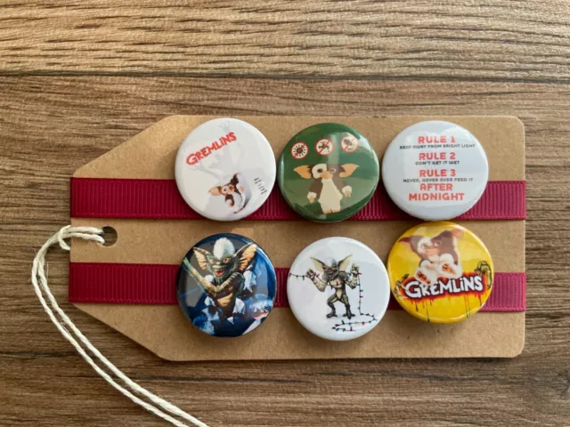 Gremlins, 80s Film, Gizmo Mogwai Dont feed after midnight - Button Pin Badge Set