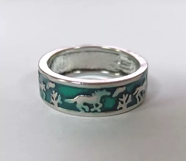 HORSE & WESTERN JEWELLERY JEWELRY LADIES HORSES BAND RING SILVER BLUE  7 or N