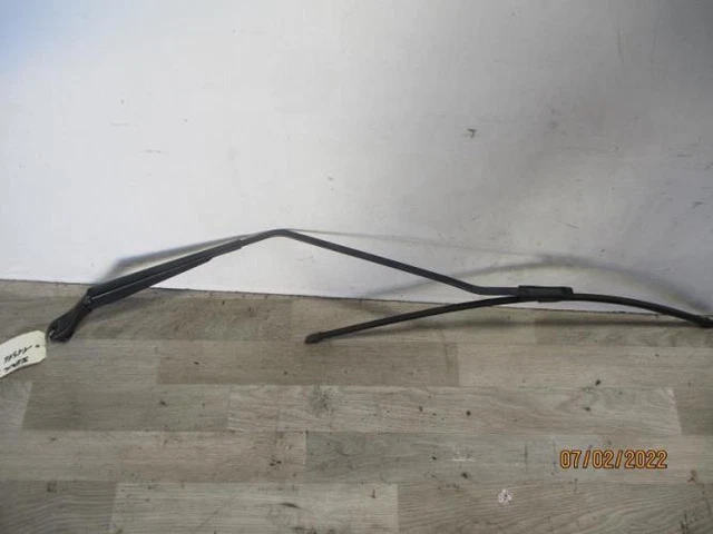 BRAS ESSUIE GLACE AVANT GAUCHE RENAULT SCENIC 2 PHASE 1 7701061772