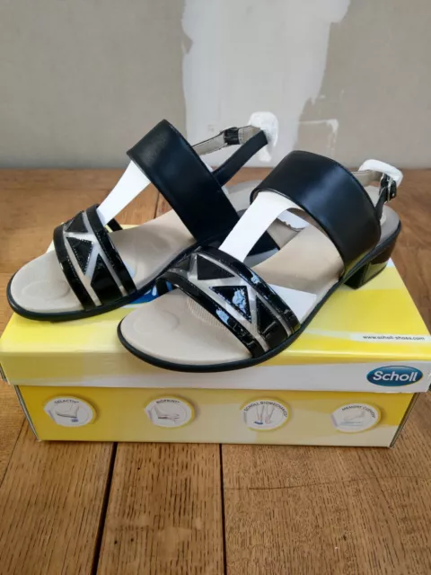 paire de sandales noir scholl taille 37