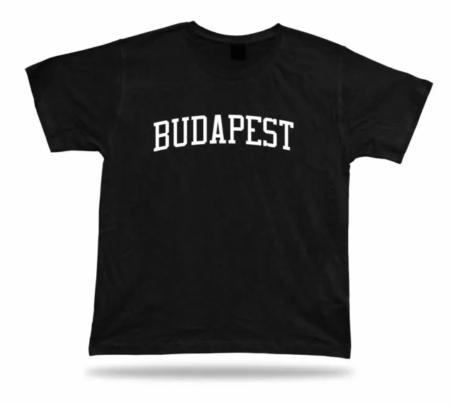 T-Shirt Stylish Classic Apparel great gift idea casual Budapest Hungary Hotel