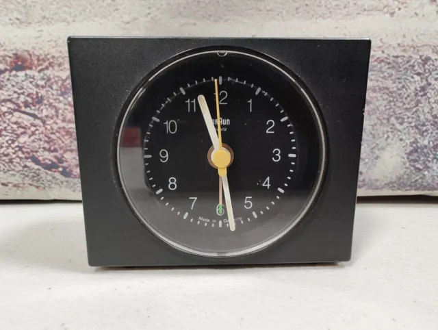 Vintage German Braun Quartz Alarm Clock (4 750/AB3)