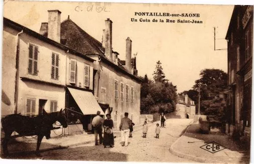 CPA PONTAILLER-sur-SAONE - Un Coin de la Rue St-JEAN (176094)