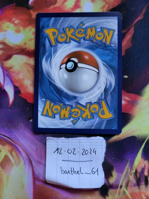 Ronflex 224/198 Secrète Gold - Ultraboost X Épée et Bouclier 6 Règne de Glace - Coffret de 10 Cartes Pokémon Françaises Ronflex 224/198 Secrète Gold - Ultraboost X Épée et Bouclier 6 Règne de Glace - Coffret de 10 Cartes Pokémon Françaises