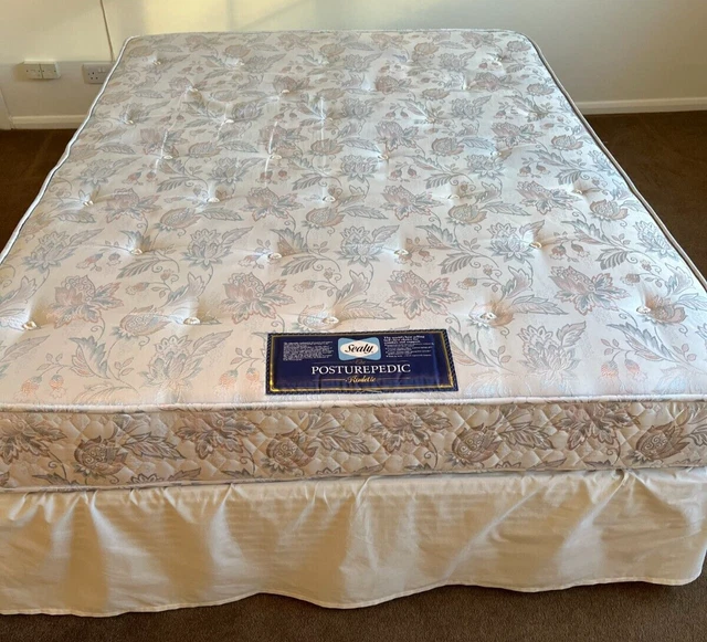 KING SIZE BED With Posturepedic Mattress Sealy £75.00 PicClick UK