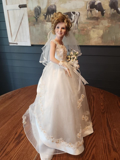 Ashton Drake Bride Doll (Titus Tomescu Summer Doll) Ashton Drake Bride Doll (Titus Tomescu Summer Doll)