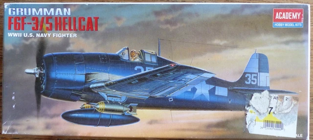1/72 Maquette avion Grumman F6F HELLCAT 