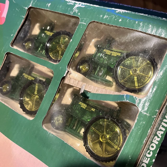 John Deere "B" General Purpose Tractor Decorative Light - 20 Pieces