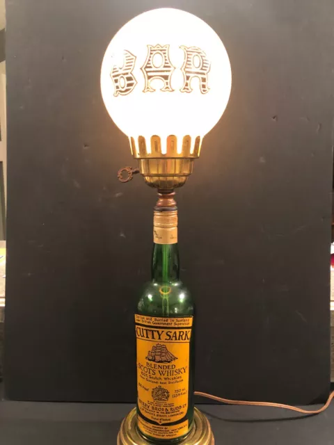 VTG Cutty Sark Blended Scots Whiskey Bottle ~Yellow Light Bar Room Lamp Man Cave VTG Cutty Sark Blended Scots Whiskey Bottle ~Yellow Light Bar Room Lamp Man Cave
