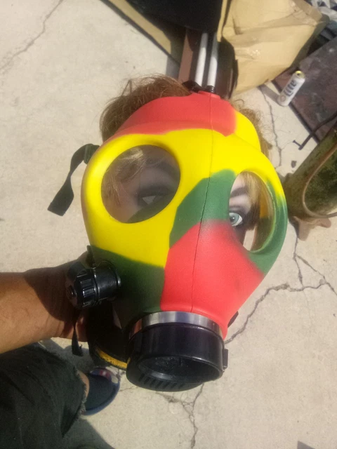 world war two camouflaged gas mask us army navy marines german american russian