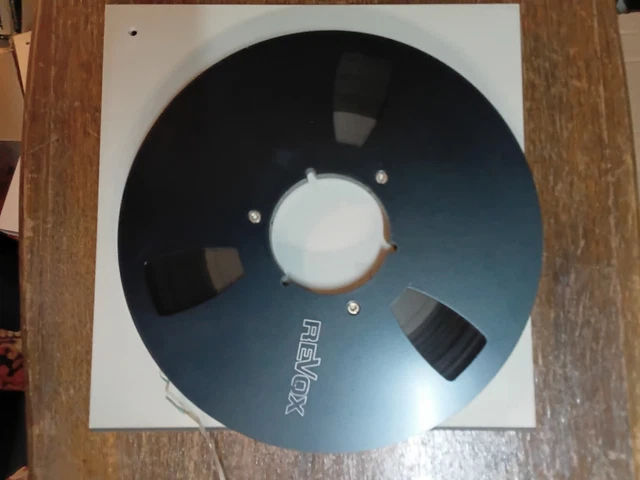 1/4 Magnetic tape (size 26,5 cm) on NAB black metal reel Revox 10