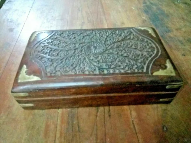 Indio Vintage Artesanía Coleccionable Madera Tallada a Mano Hermoso Caja