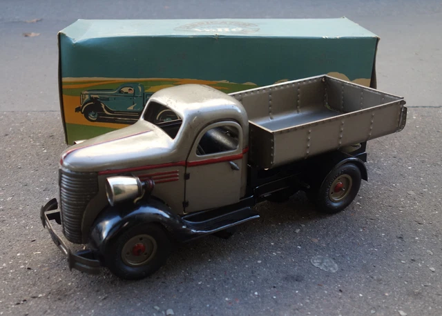 Jouet Ancien CR Camion Simca Cargo Benne Basculante – Tôle, Friction, 37cm, France 1950