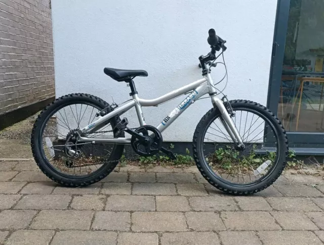 RIDGEBACK RX20 TERRAIN Dark Grey 20 Kids Hybrid Mountain Bike 62.00 PicClick UK